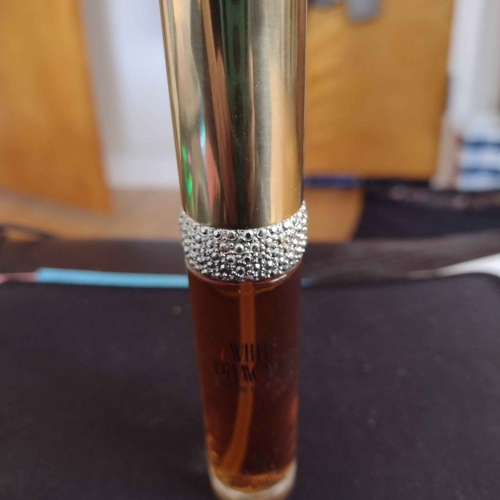 Elizabeth Taylor White Diamonds Perfume